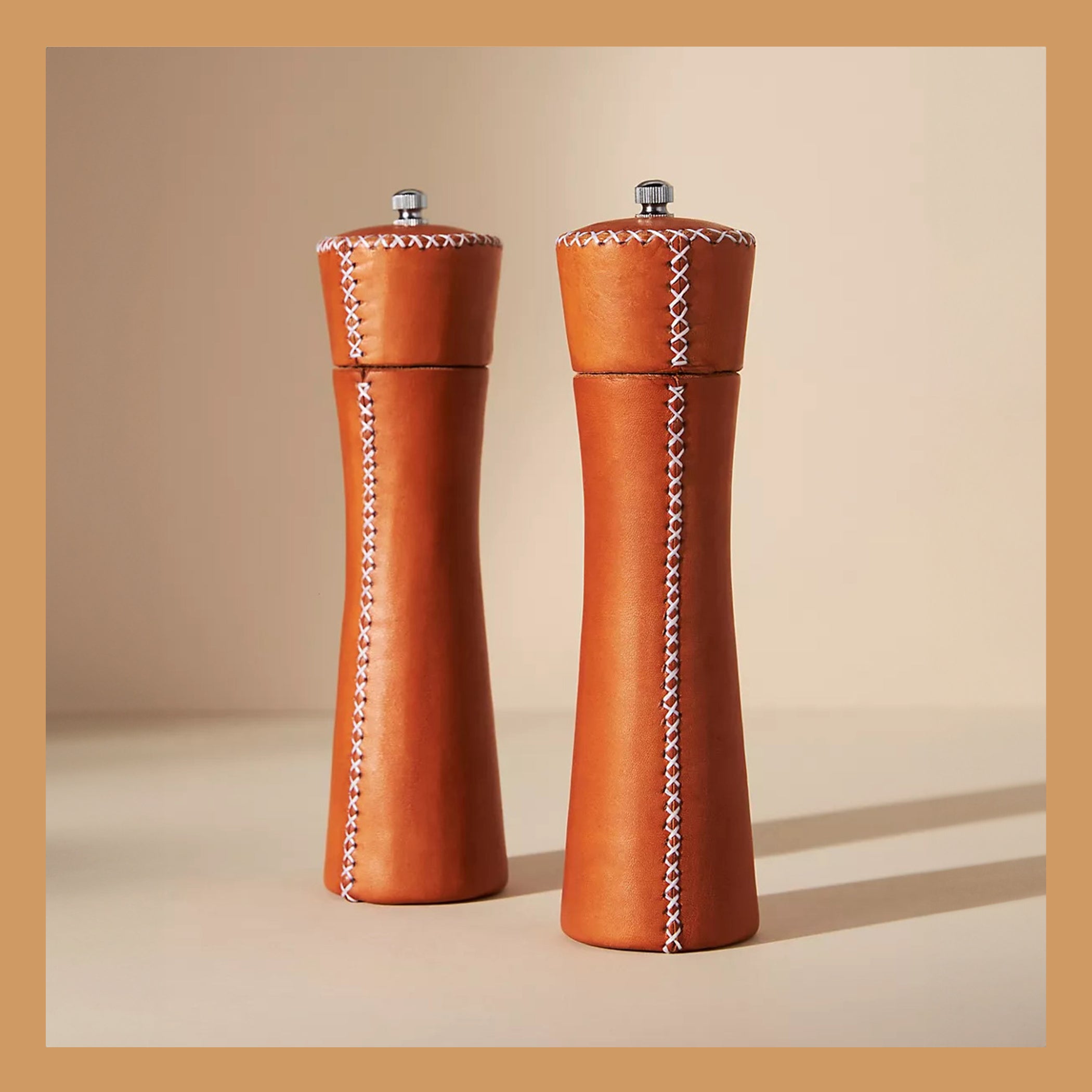 10 Salt and pepper grinder set designs for the modern interior