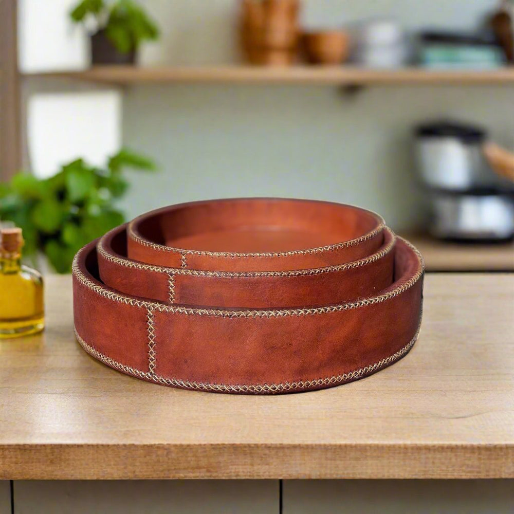 Natural Brown Round Leather Tray | Cedar Leather Tray | Leather Serving Tray | Serving Tray | Ottoman Tray | Catch all | Valet Tray | Home Decor | Home and Garden | Tablewares | Leather Accessories | Leather Vase | Leather Lamp | Leather Candles