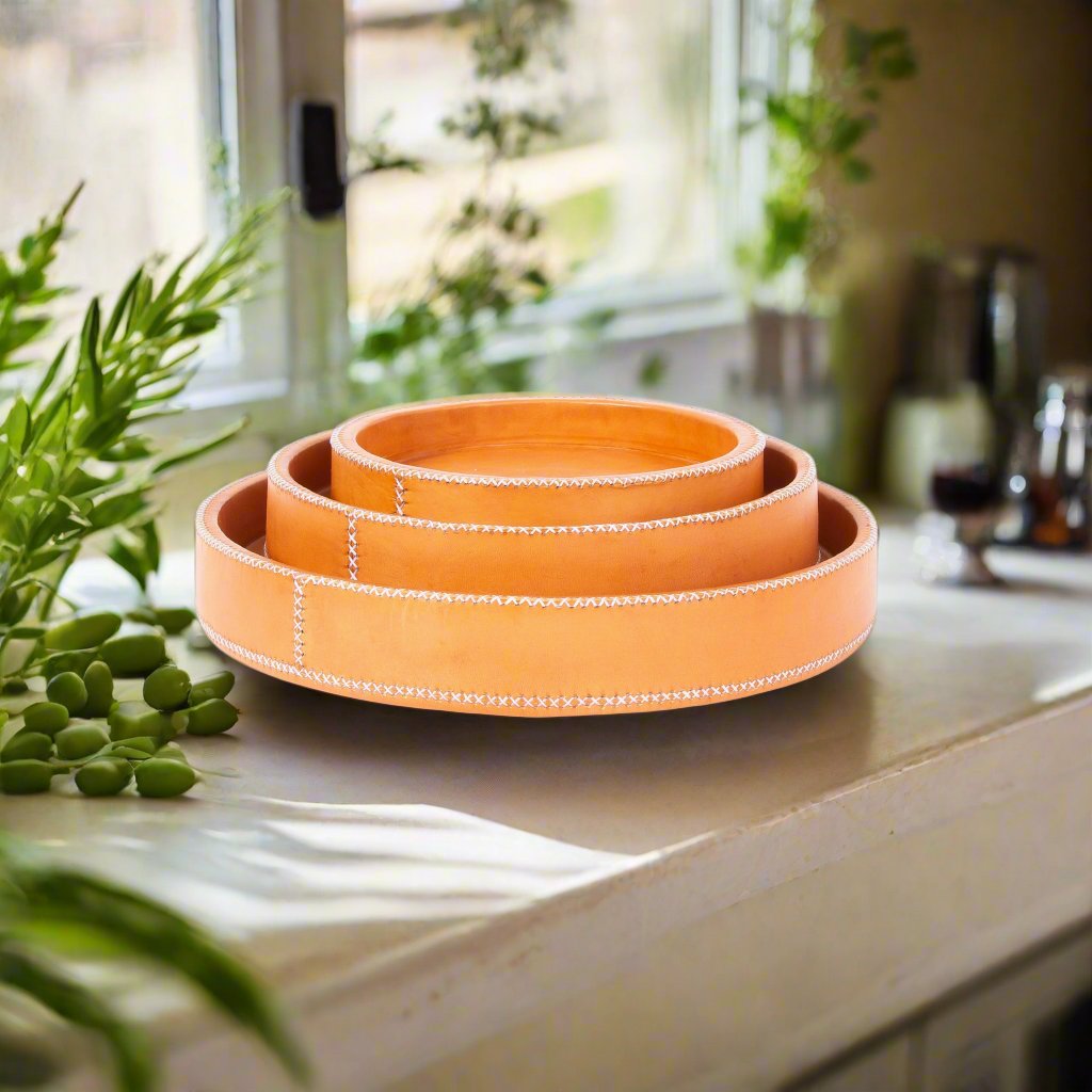 Natural Round Leather Tray | Cedar Leather Tray | Leather Serving Tray | Serving Tray | Ottoman Tray | Catch all | Valet Tray | Home Decor | Home and Garden | Tablewares | Leather Accessories | Leather Vase | Leather Lamp | Leather Candles