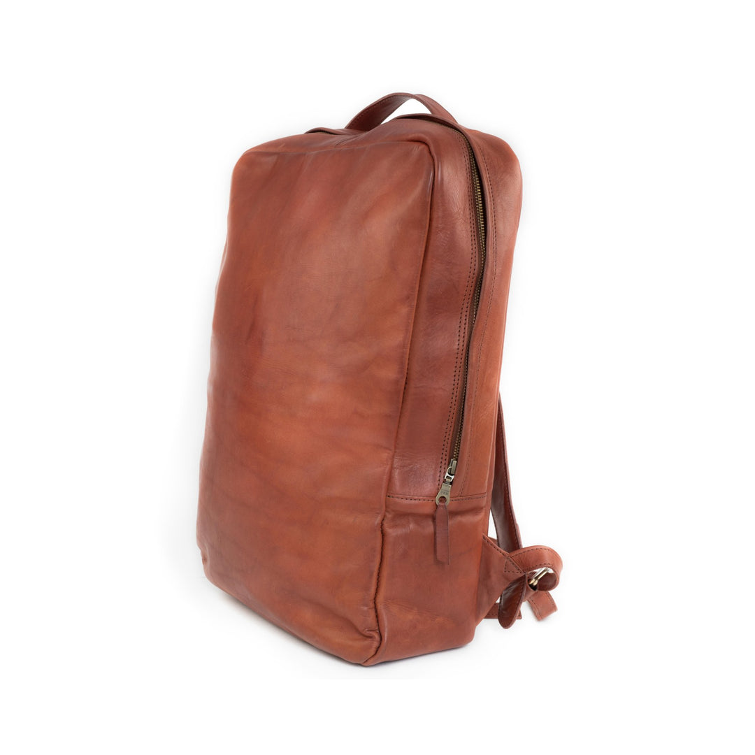 Bati | Leather Bags | Leather Backpacks | Quality Handmade Leather Goods from Paraguay and Argentina | leather backpack, leather bag, leather accessories, 