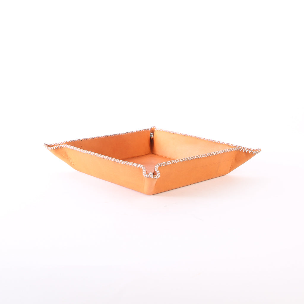 Bati | Tan Leather Catch All Tray | Leather Home Goods | Leather Trays | Leather Housewares | Home Decor | Interior Design | Bati Handmade Leather Goods from Paraguay
